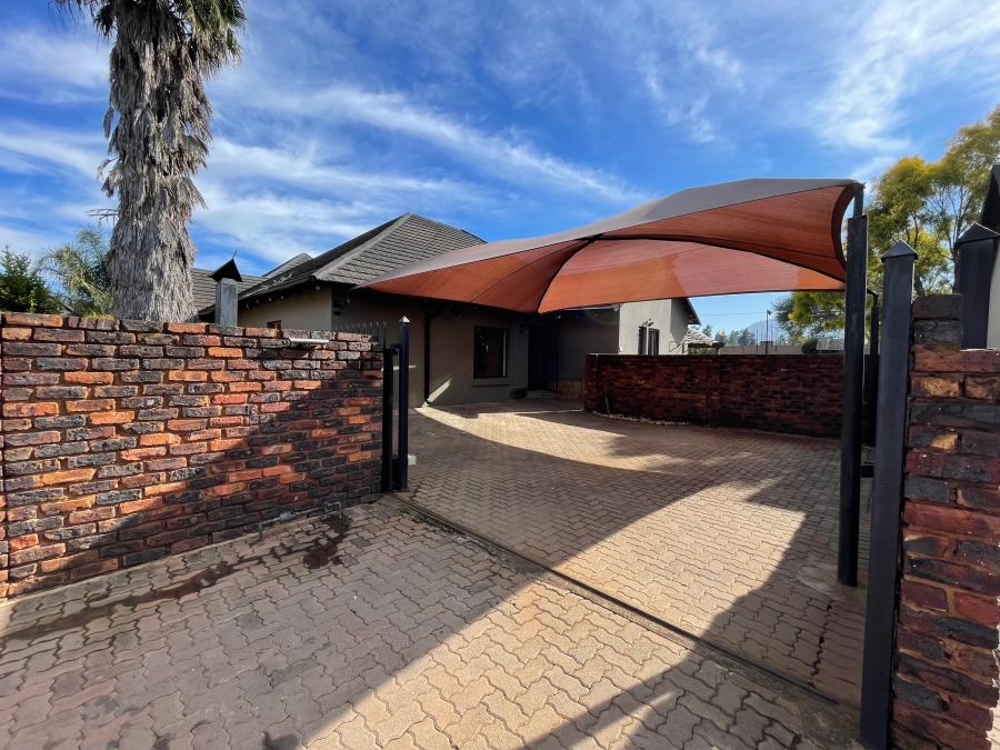 2 Bedroom Property for Sale in Melodie North West